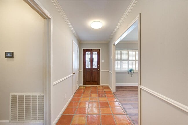 Building Photo - 12514 Woodthorpe Ln