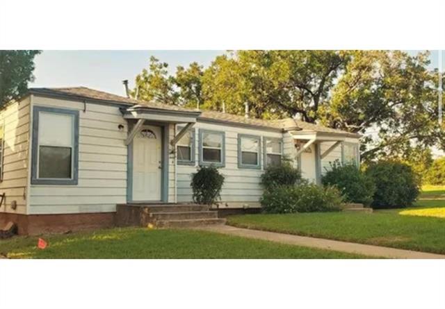 Primary Photo - 205 College Dr