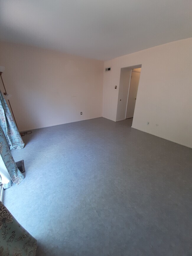 Foto del edificio - 3627 Kenbrooke Ct