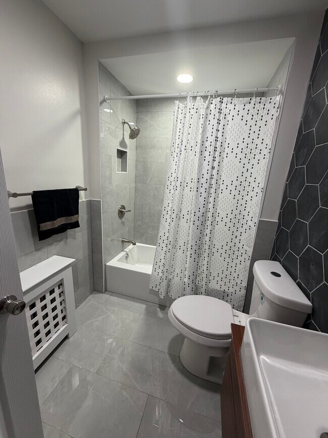 Foto del edificio - 211 Wilson Ave