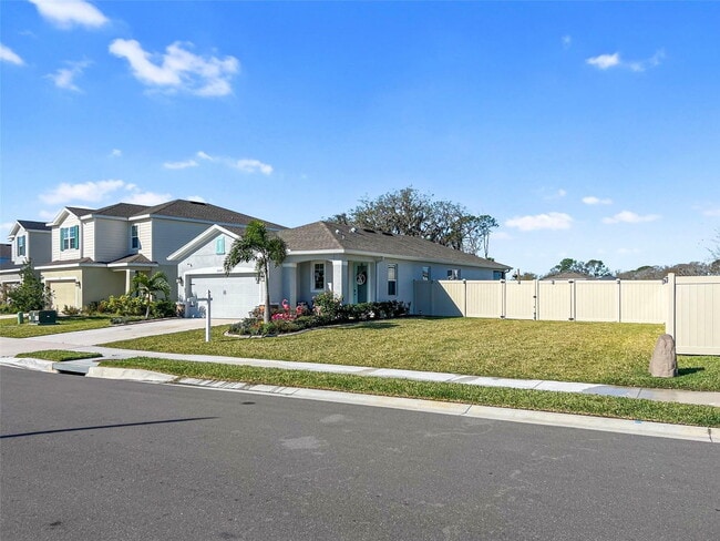 Building Photo - RENT THIS HOME TODAY WITH ZERO DEPOSIT MOV...