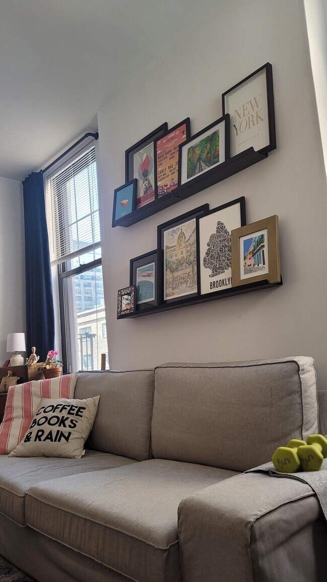 Foto del edificio - 985 Lexington Ave