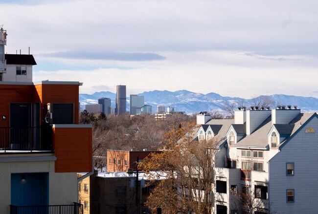 View - 1111 Ash St