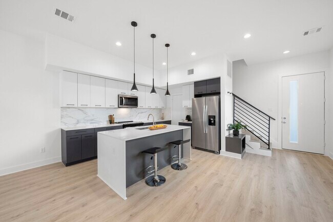 Foto del edificio - 1512 Barbee St