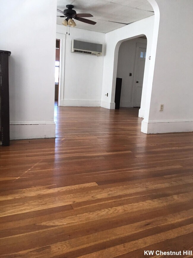 Foto del edificio - 231 Corey Rd
