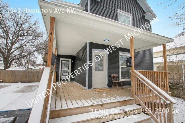 Building Photo - Tours Estimated to Begin 6/21 | Recently R...