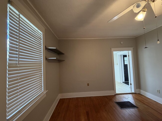 Building Photo - 1999 Peabody Ave