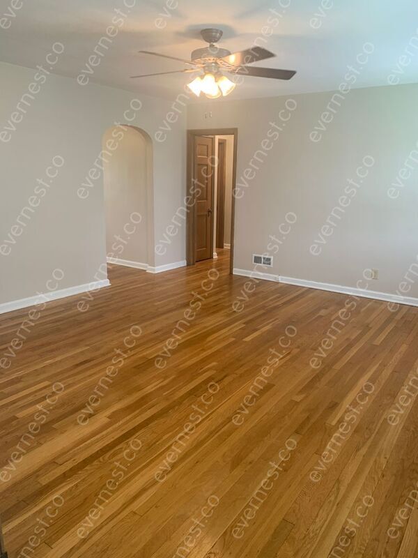 Building Photo - 2010 Elmwood Ave