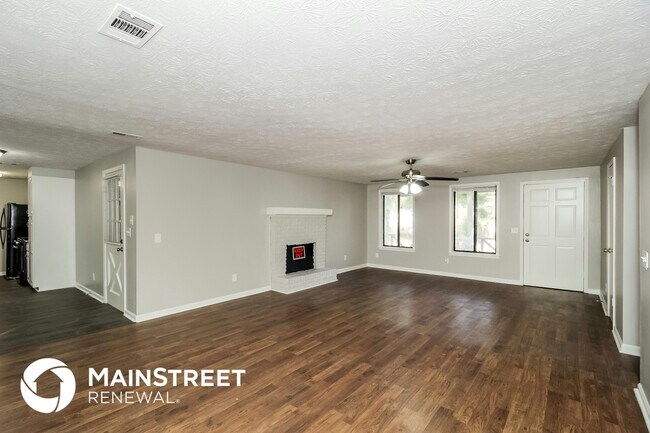 Building Photo - 2085 Swan Ct