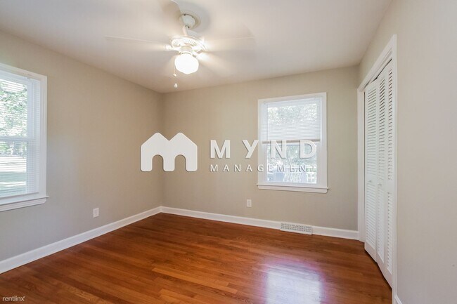 Foto del edificio - 4 br, 2 bath House - 1206 Sycamore St