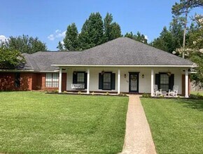 Building Photo - 29 Scarlet Dr