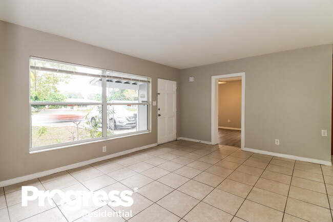 Foto del edificio - 4800 54th Ave N