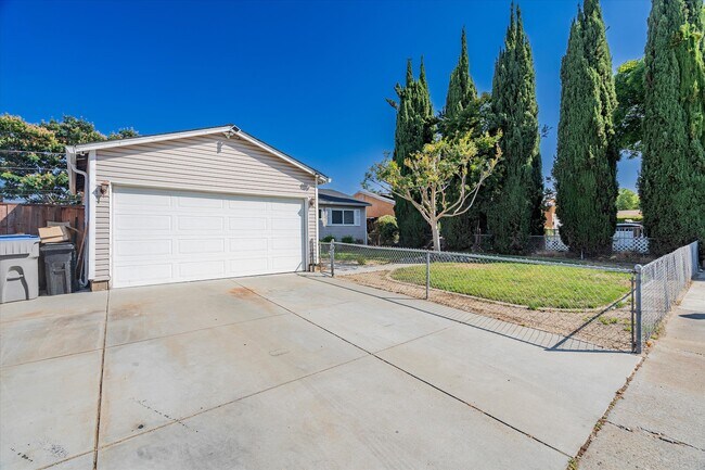 Foto del edificio - 3005 Little Wood Ln