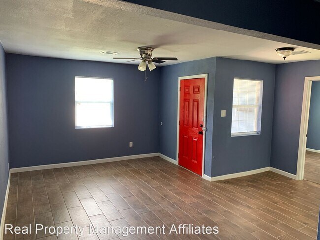 Building Photo - 3 br, 2 bath House - 3931 Luca St