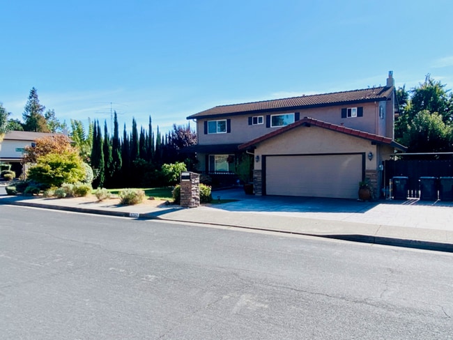 Foto del edificio - 1757 Burbank Ct