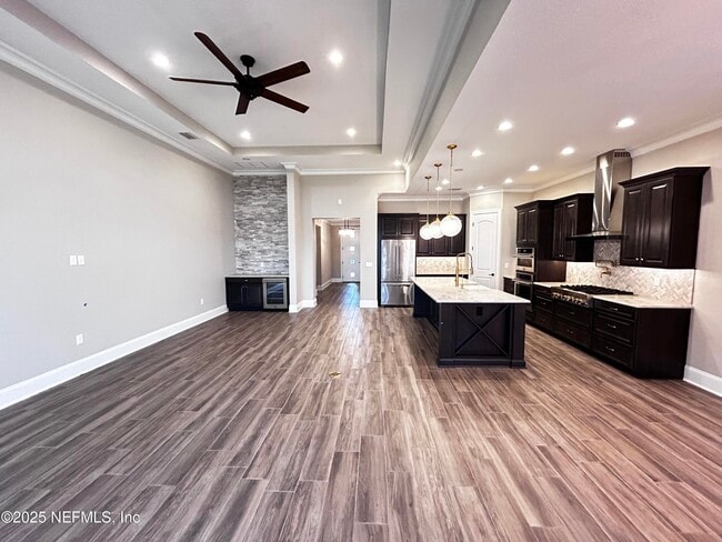 Building Photo - 10178 Illumination Dr