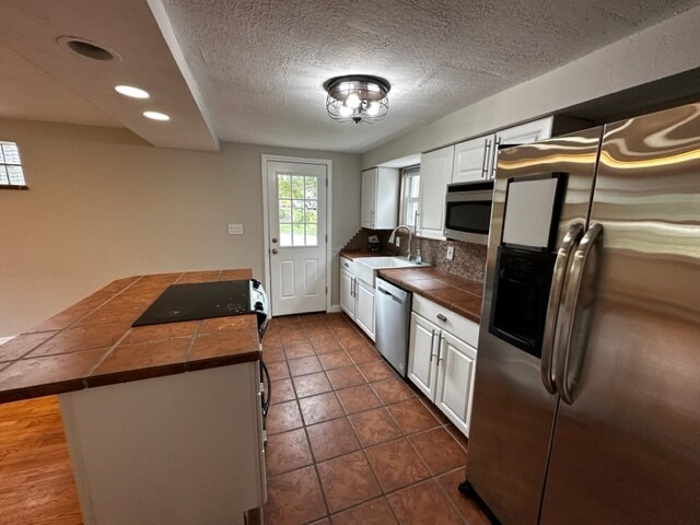 Foto del edificio - 930 Bower Hill Rd
