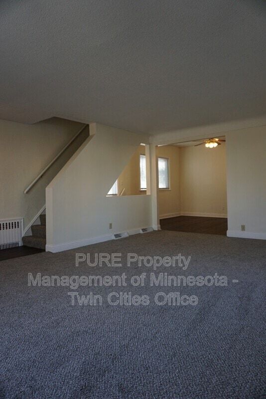 Building Photo - 416 3rd Ave S