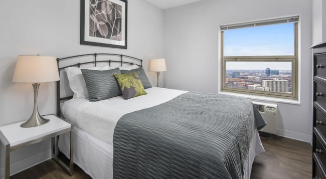 Building Photo - 5 W Chestnut St