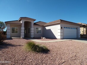 Building Photo - 4995 E Somerset Dr Building Photo - 4995 E Somerset Dr