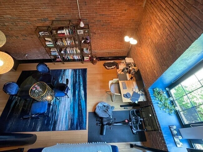 Foto del edificio - 251 Heath St