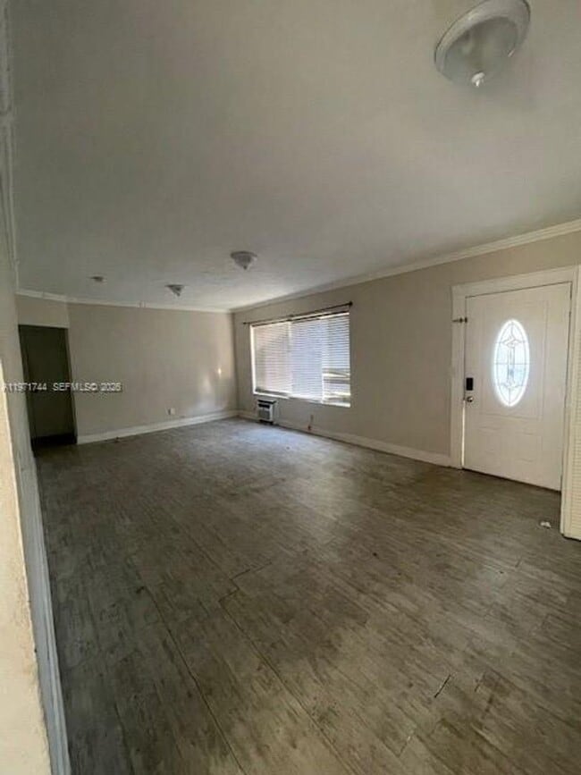 Photo - 121 NE 169th Terrace, North Miami Beach, FL 33162 House