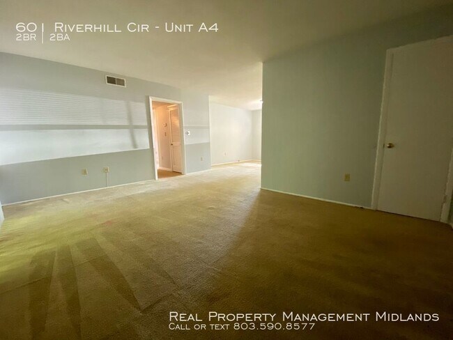Building Photo - Cozy Condo Minutes from Downtown