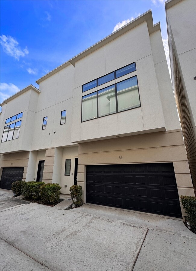 Building Photo - 54 N Hutcheson St