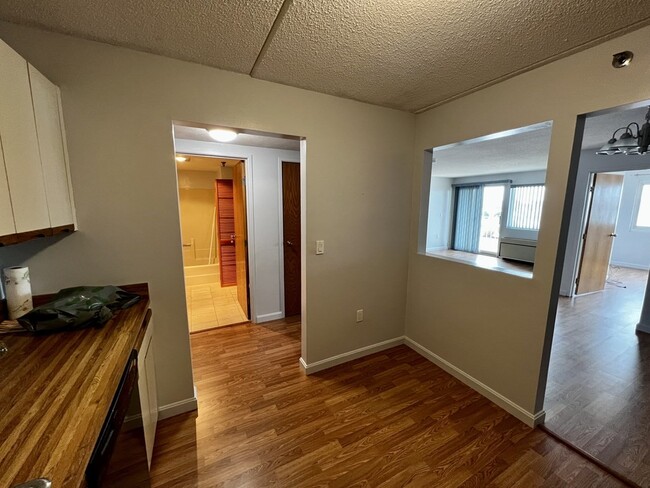Foto del edificio - 200 Cove Way