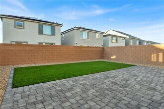 Building Photo - 5772 Avondale Rise Wy