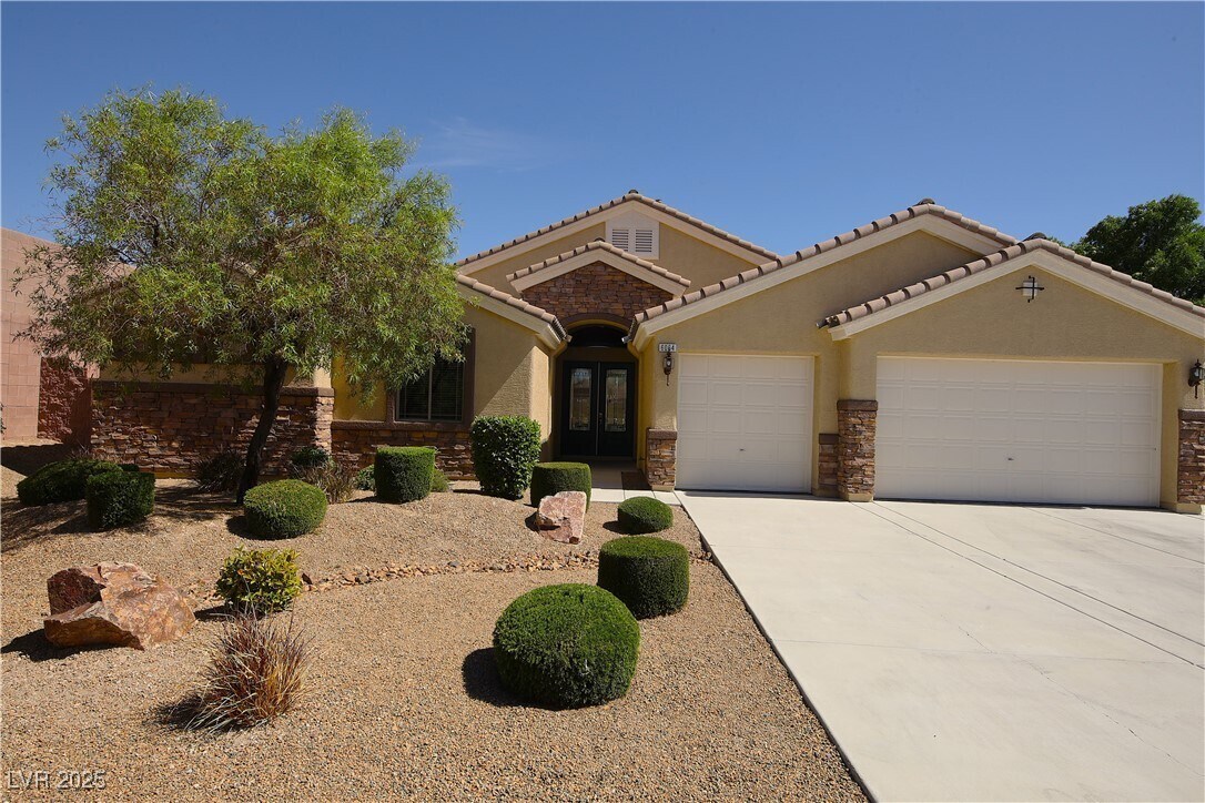 Primary Photo - 6064 W Alpine Estates Cir