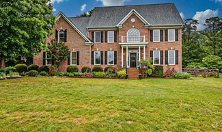 Building Photo - 6110 Chalet Dr