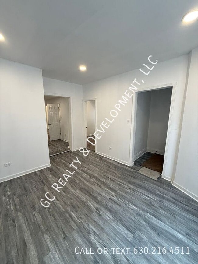 Building Photo - 8368 S Baker Ave