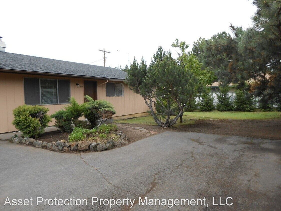 15511553 SE Skylark Dr, Bend, OR 97702 Apartment for Rent in Bend