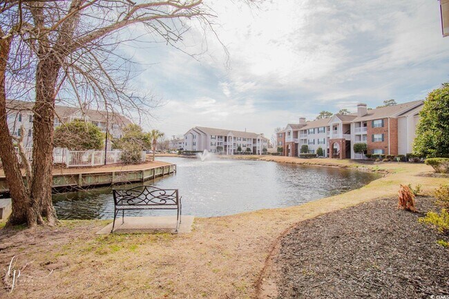 Foto del edificio - 3774 Hitchcock Way