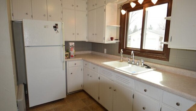 Foto del edificio - 1606 Sheridan Dr