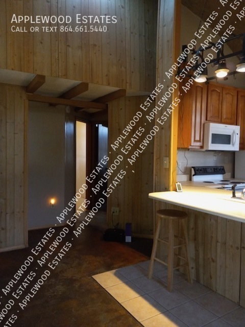 Building Photo - 2147 Gumlog Rd