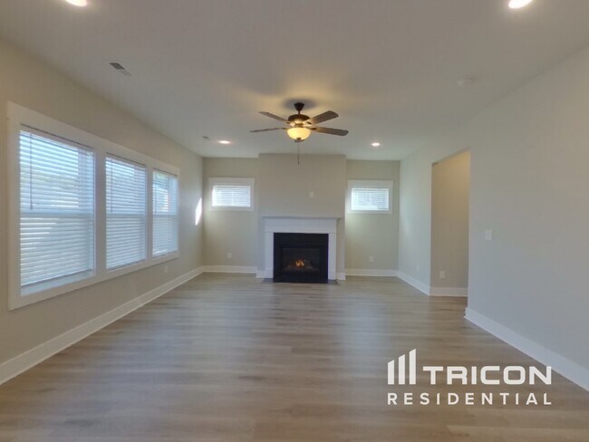 Foto del edificio - 123 Walking Stick Wy