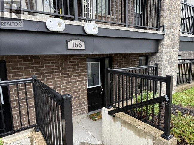 Building Photo - 166 Rochefort St.