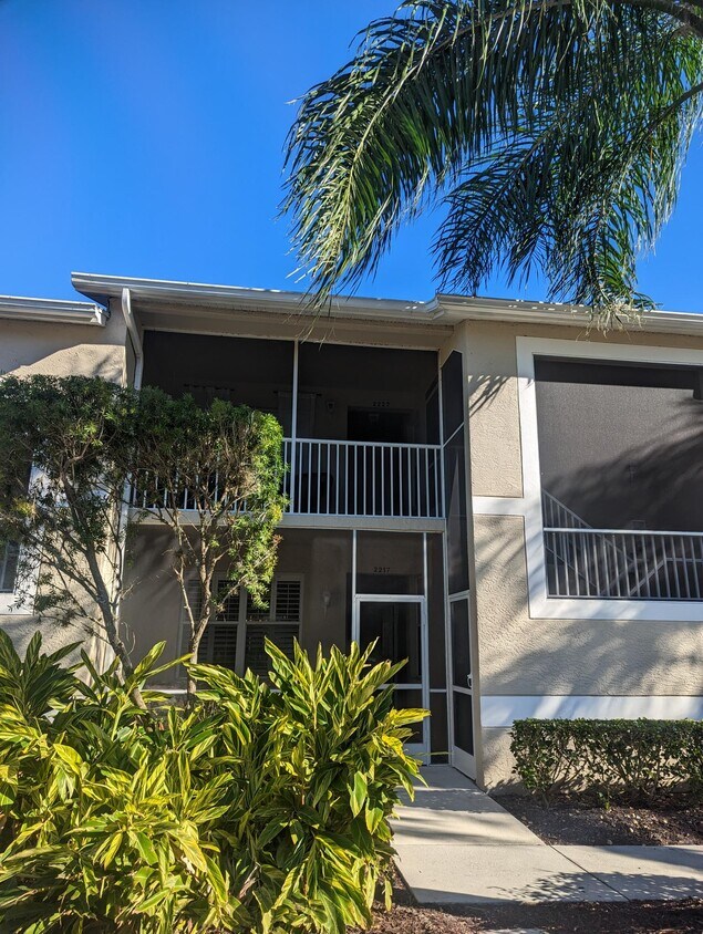 Foto principal - 5320 Hyland Hills Ave