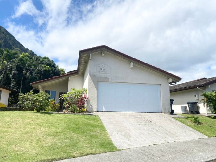 Primary Photo - Kaneohe-Castle Hills: 4 Bdrm 2 Bath House ...