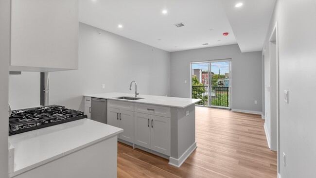 Building Photo - 475 Communipaw Ave
