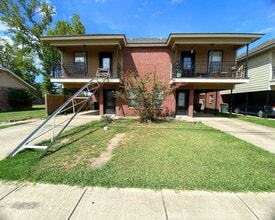 Building Photo - 325 E Sale Rd