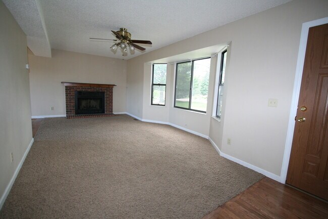 Foto del edificio - Wonderful 3 bedroom home close to Palmer P...
