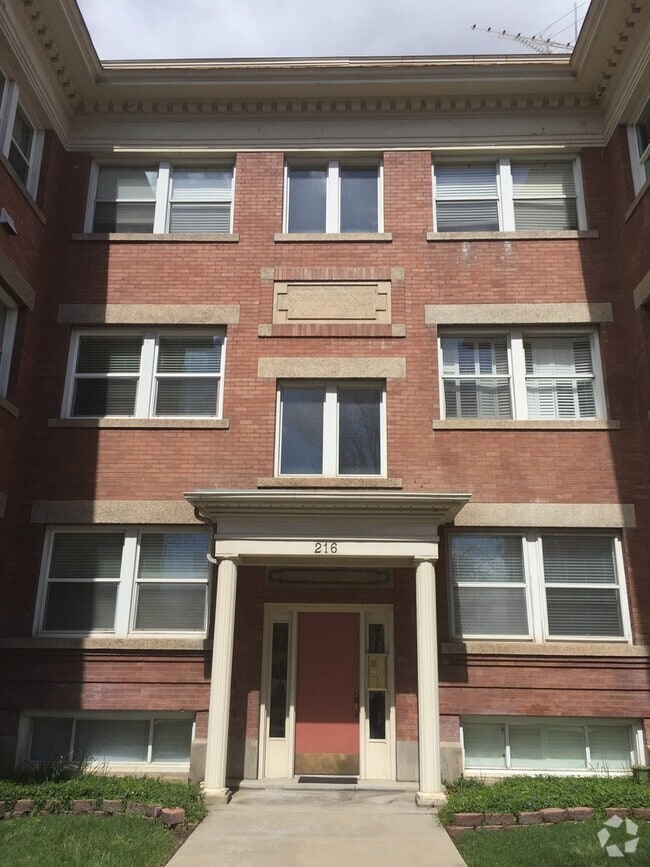 Building Photo - 216 W North Temple St