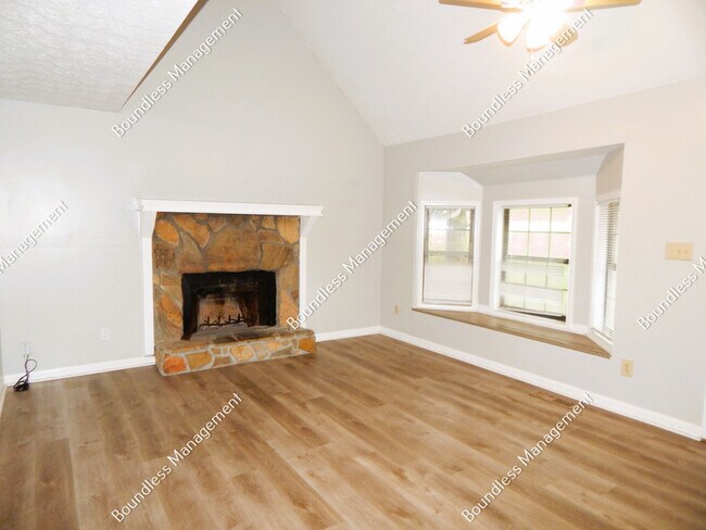 Foto del edificio - 2172 Wells Dr SE