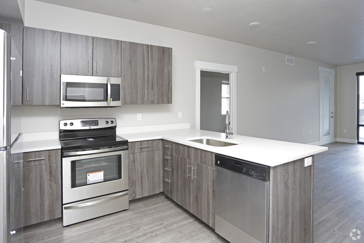 Gardner Station Apartments in West Jordan, UT