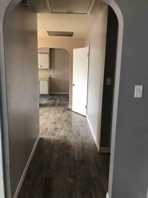 Building Photo - 804 N Anderson St