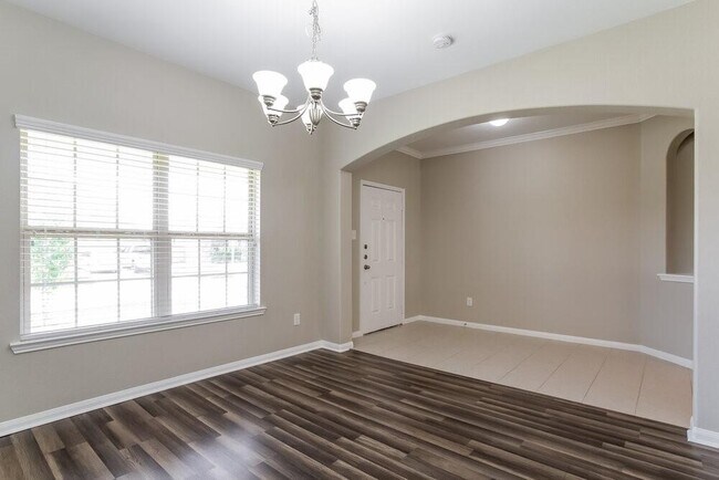 Building Photo - 13223 Chanel Dr