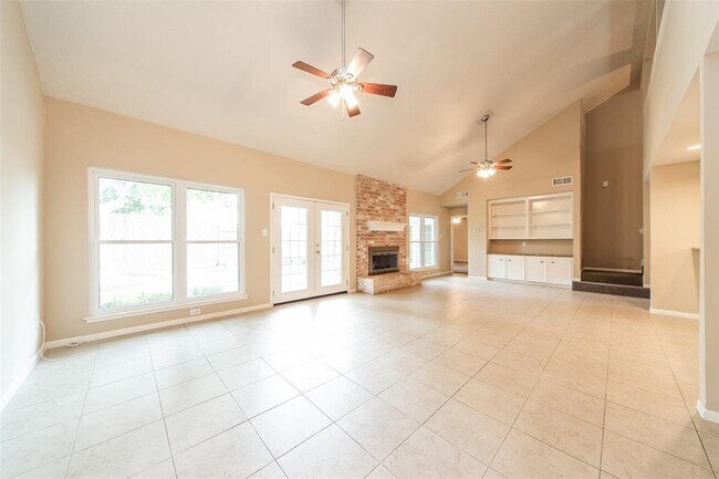 Foto del edificio - 11407 Briar Rose Dr